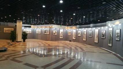 北京京瑞展覽展示 八棱柱掛畫展板與無縫展板的高品質低成本服務